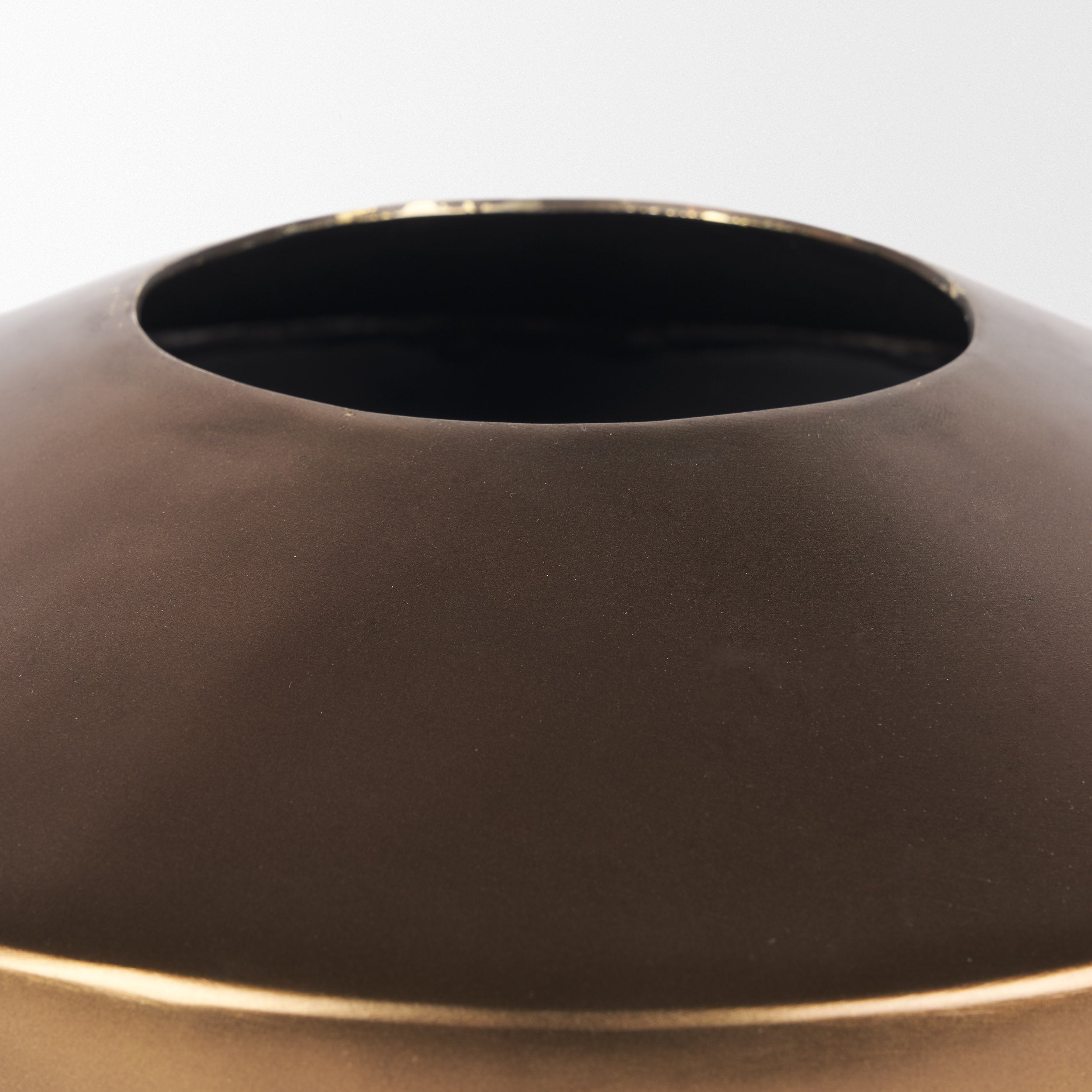 Quiana Decorative Vase