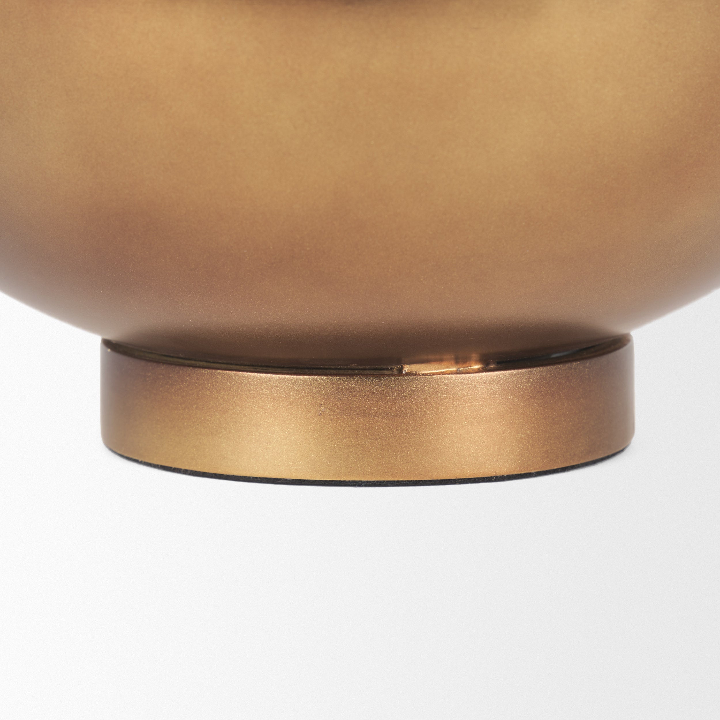 Quiana Decorative Vase