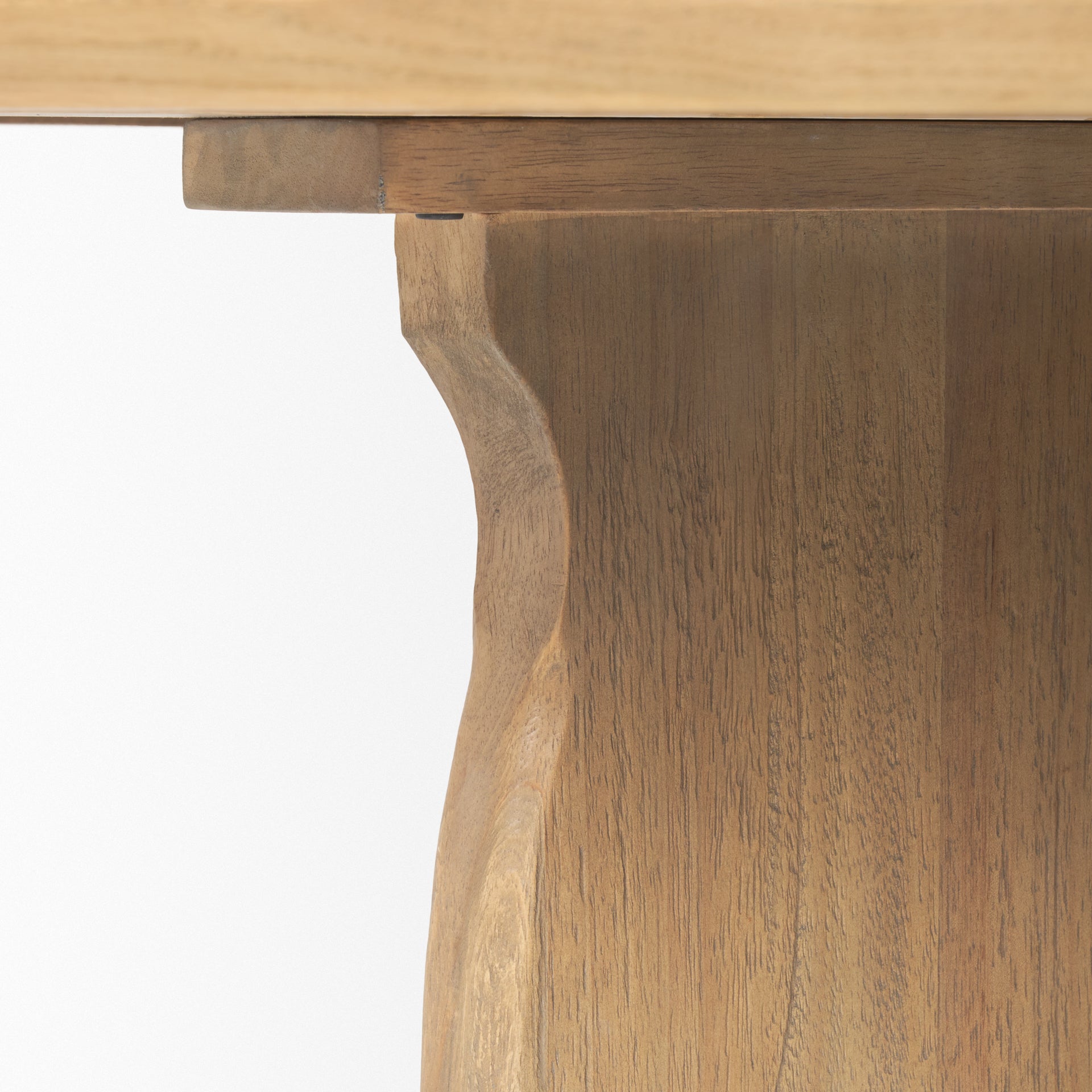 Sonomi 59" Round Dining Table