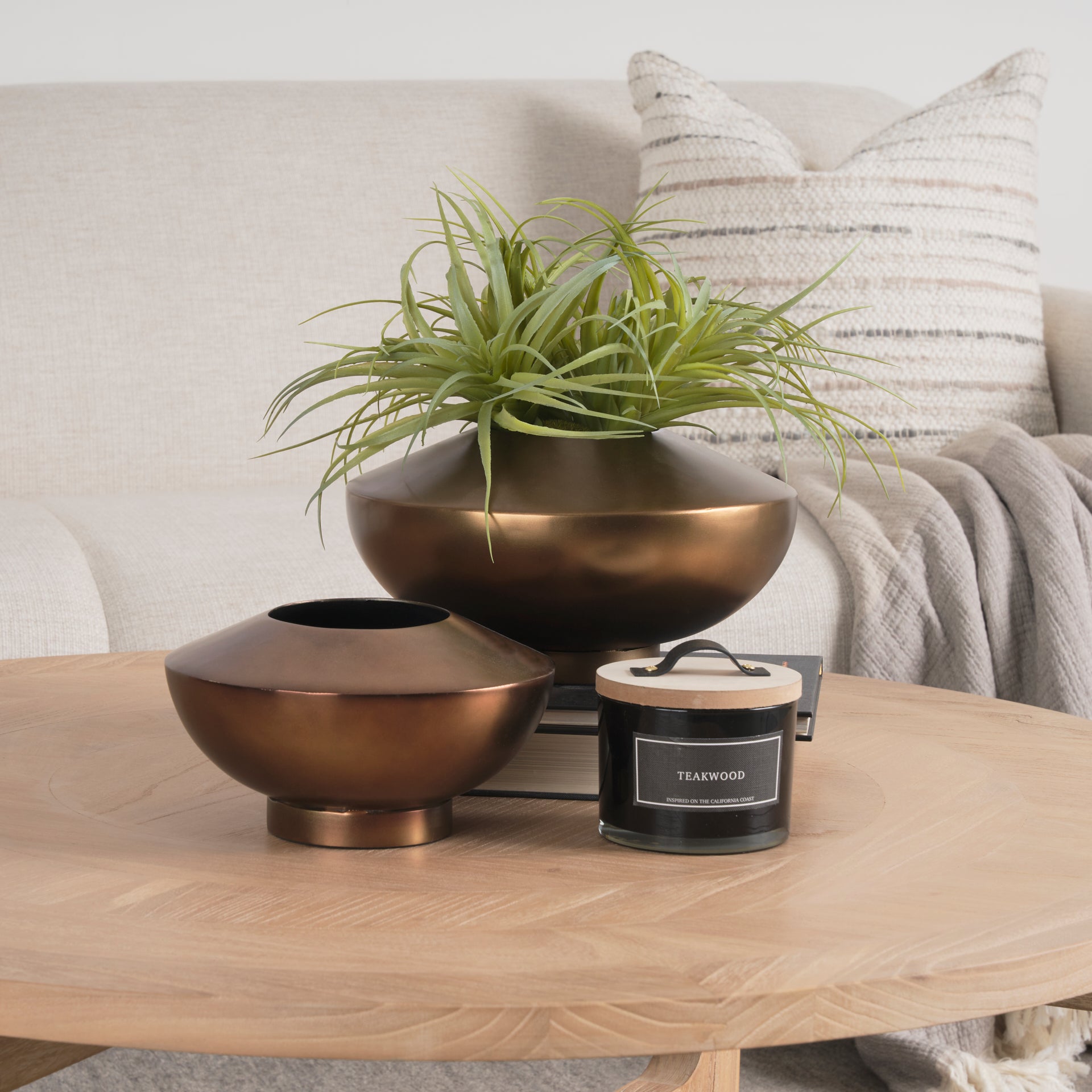 Quiana Decorative Vase
