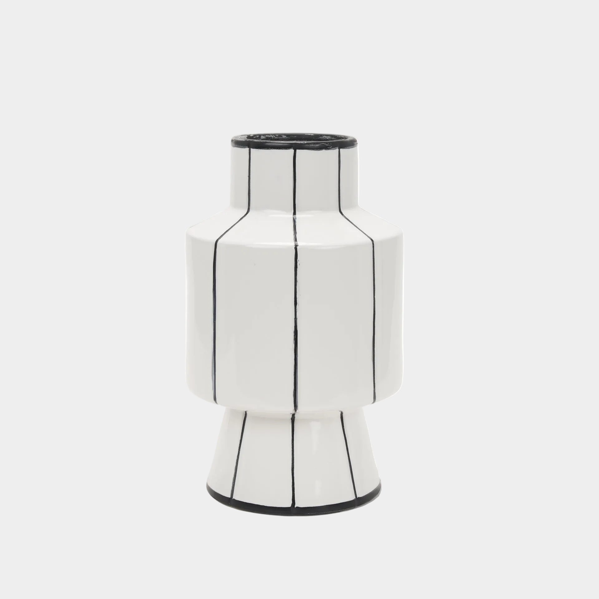 Dinah Vase