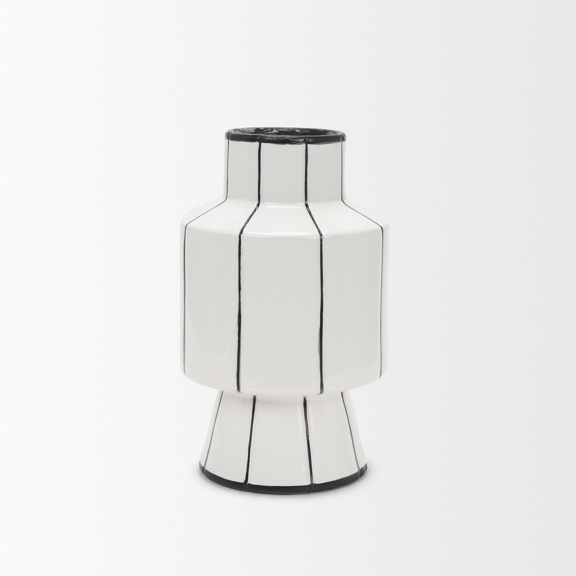 Dinah Vase
