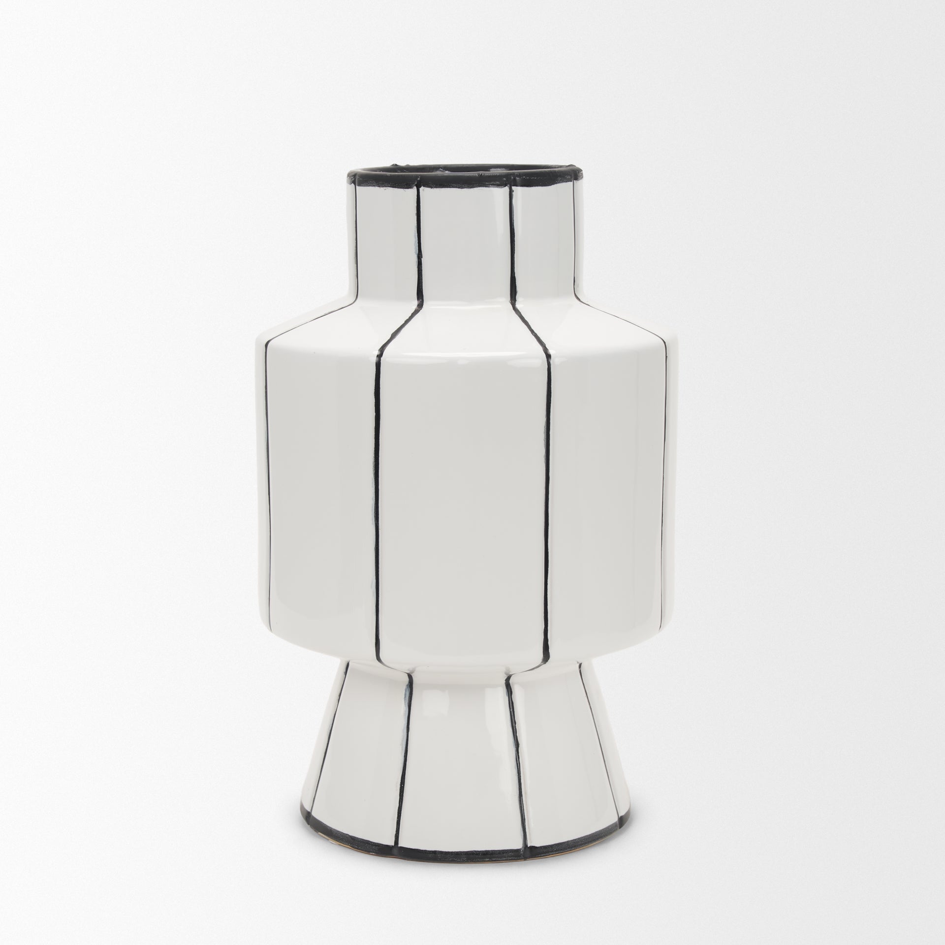 Dinah Vase
