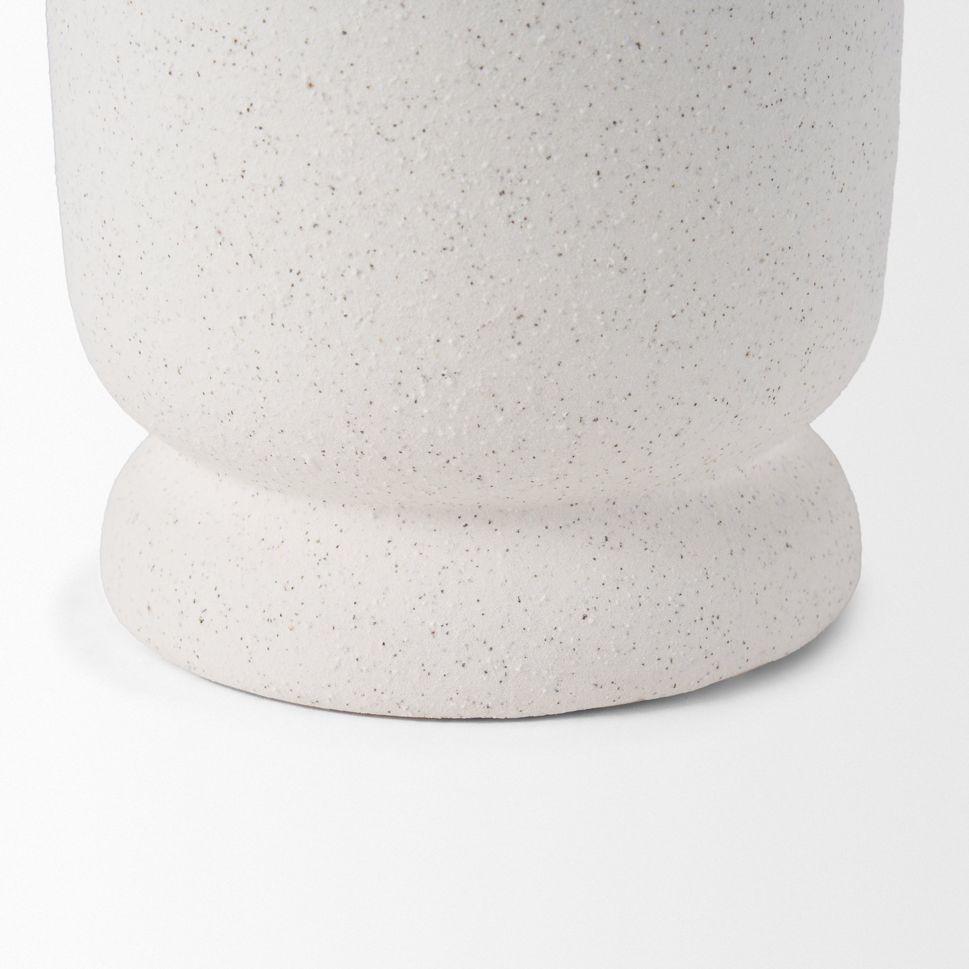 Dylan Vase
