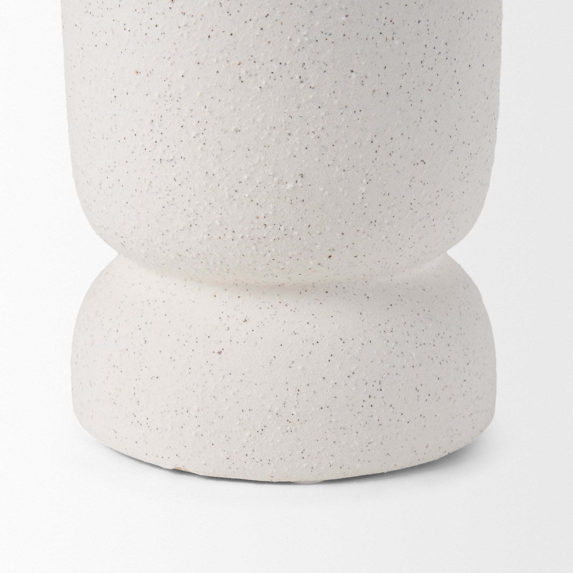Dylan Vase