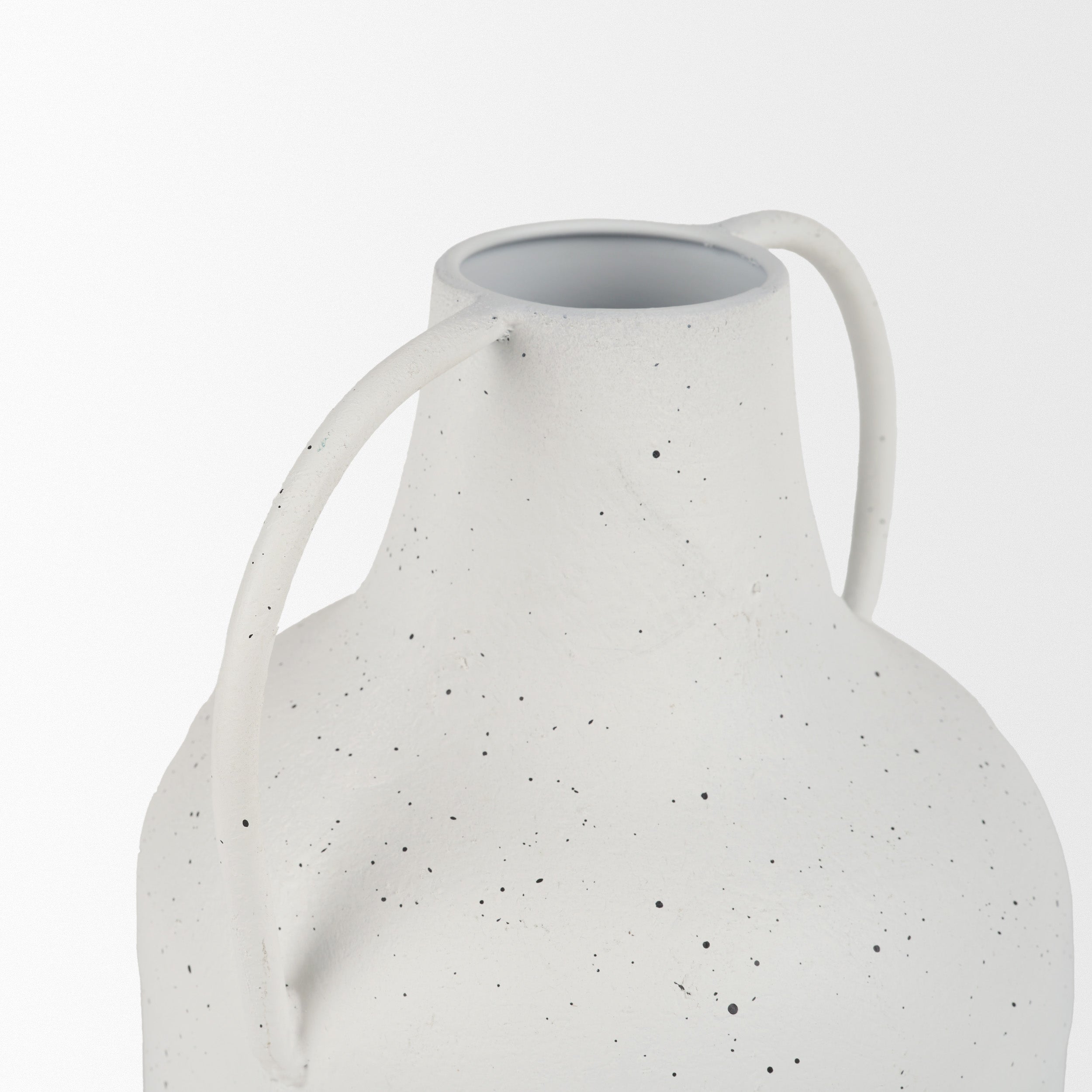 Treva Vase