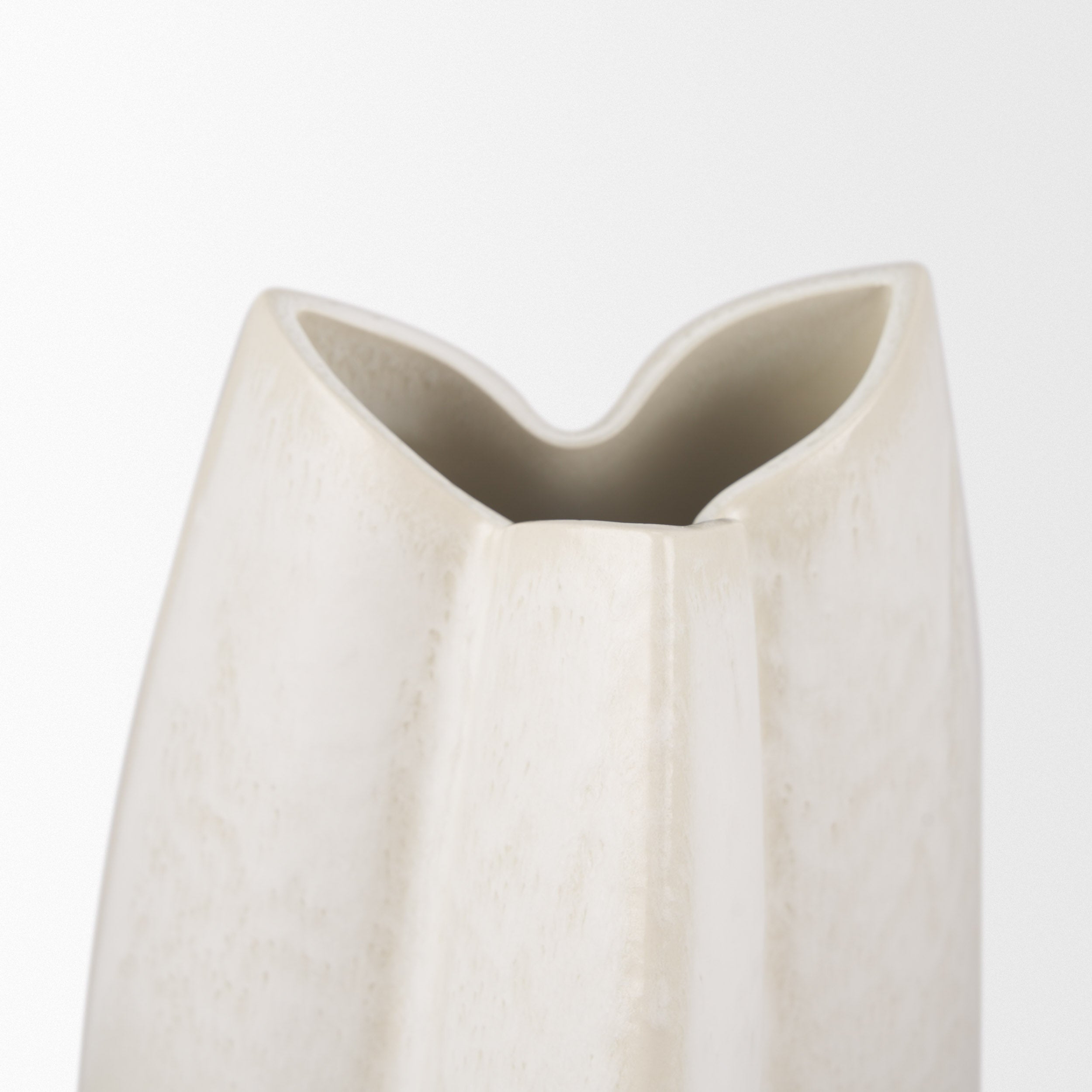 Vania Vase