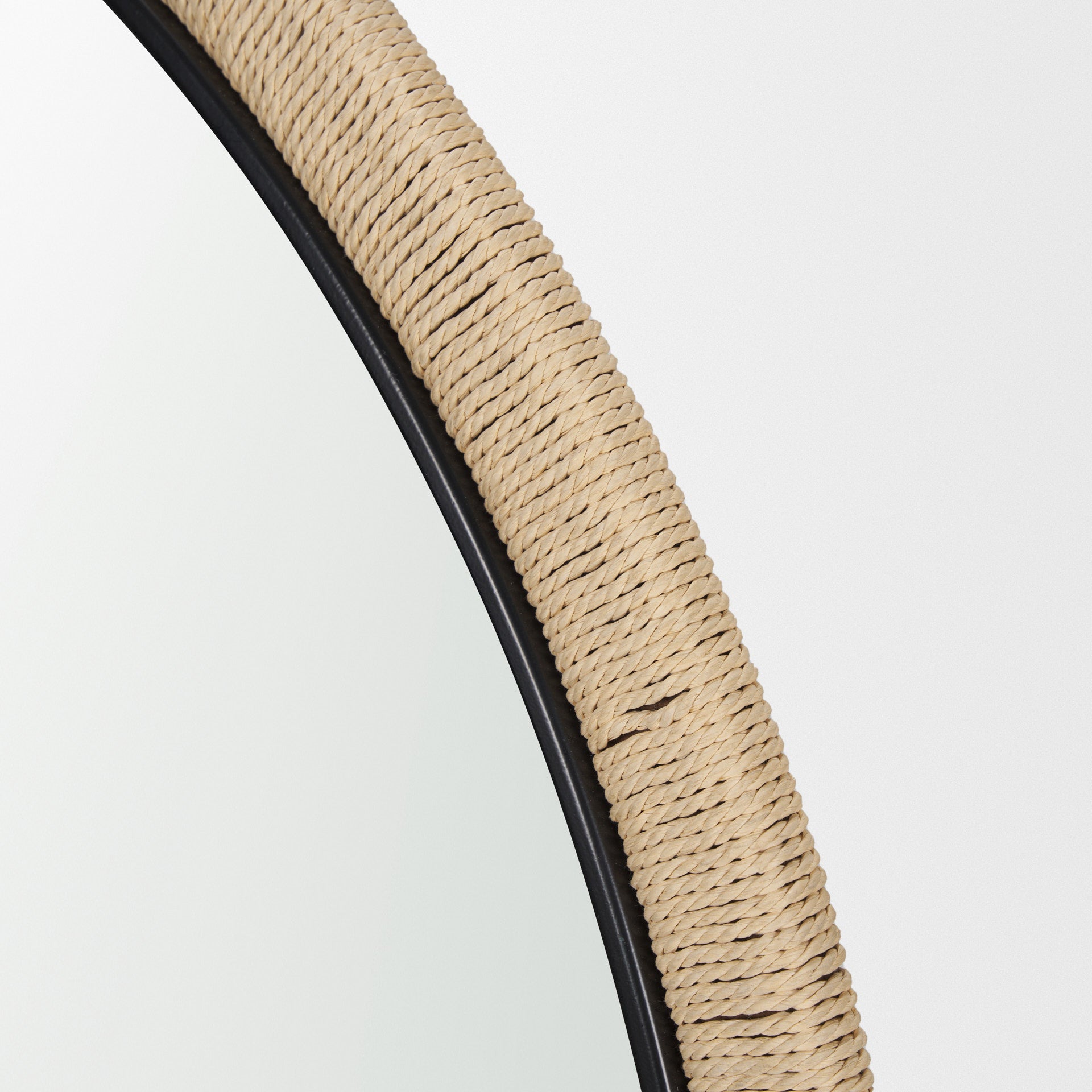 Vasie Mirror