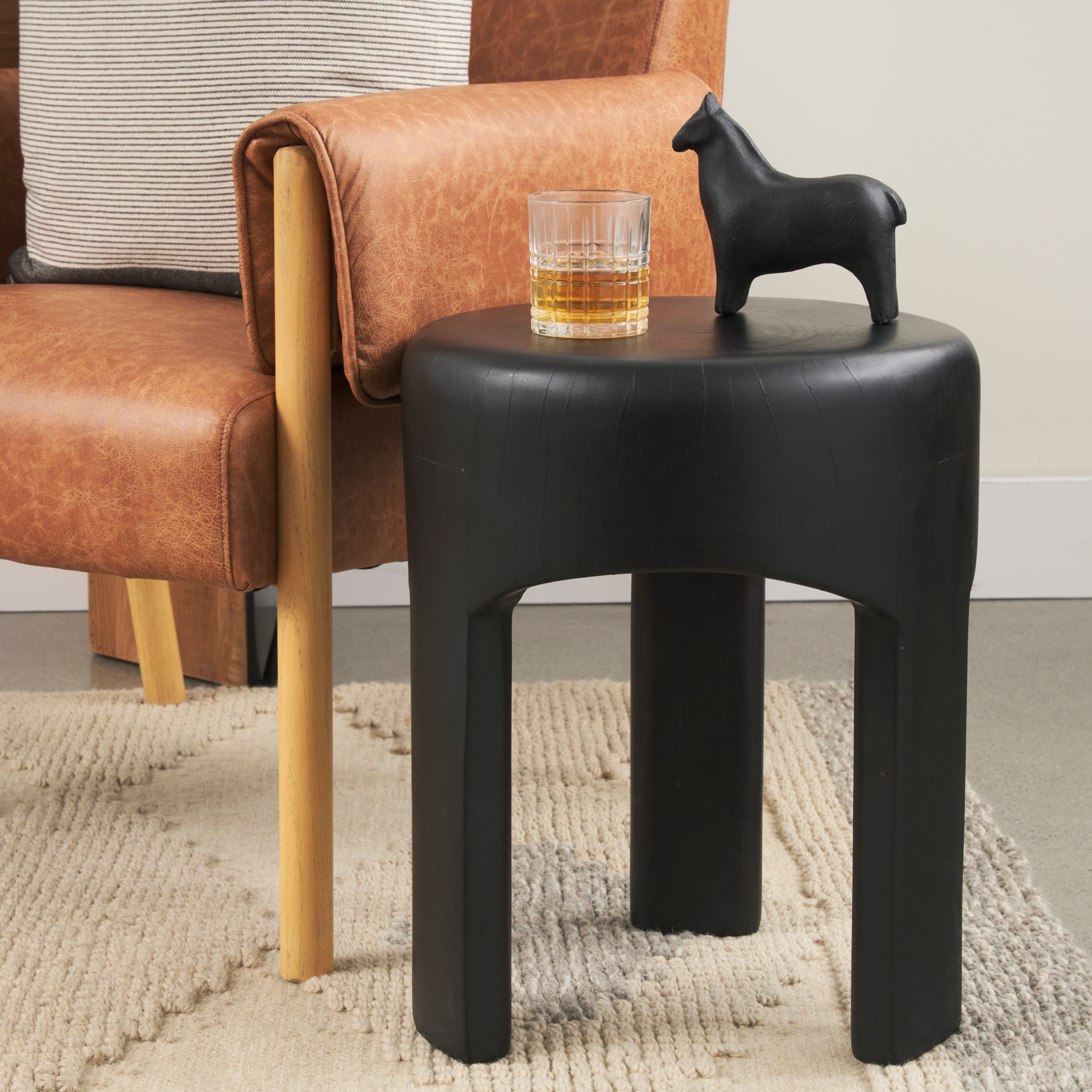 Riya Stool
