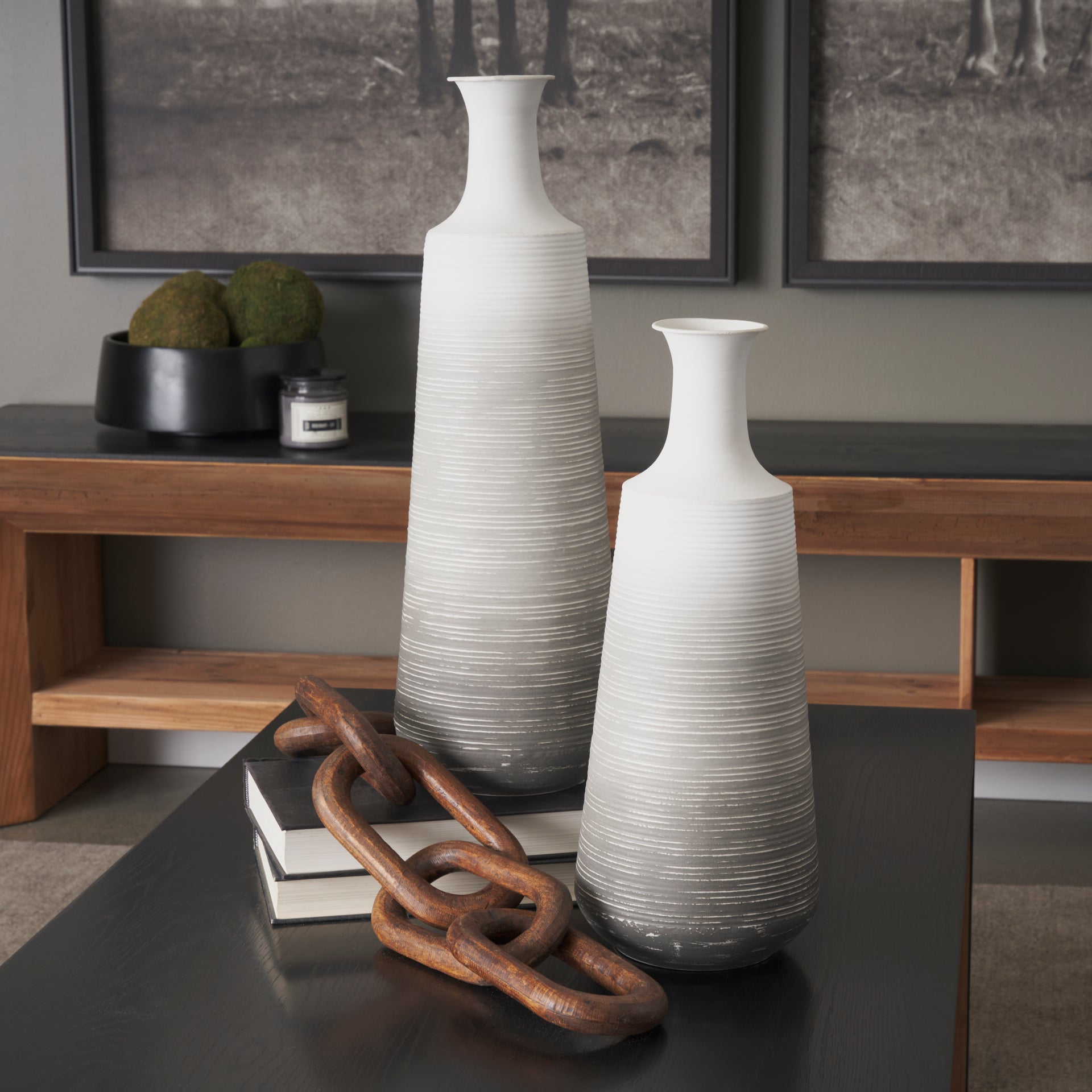 Toru Vase