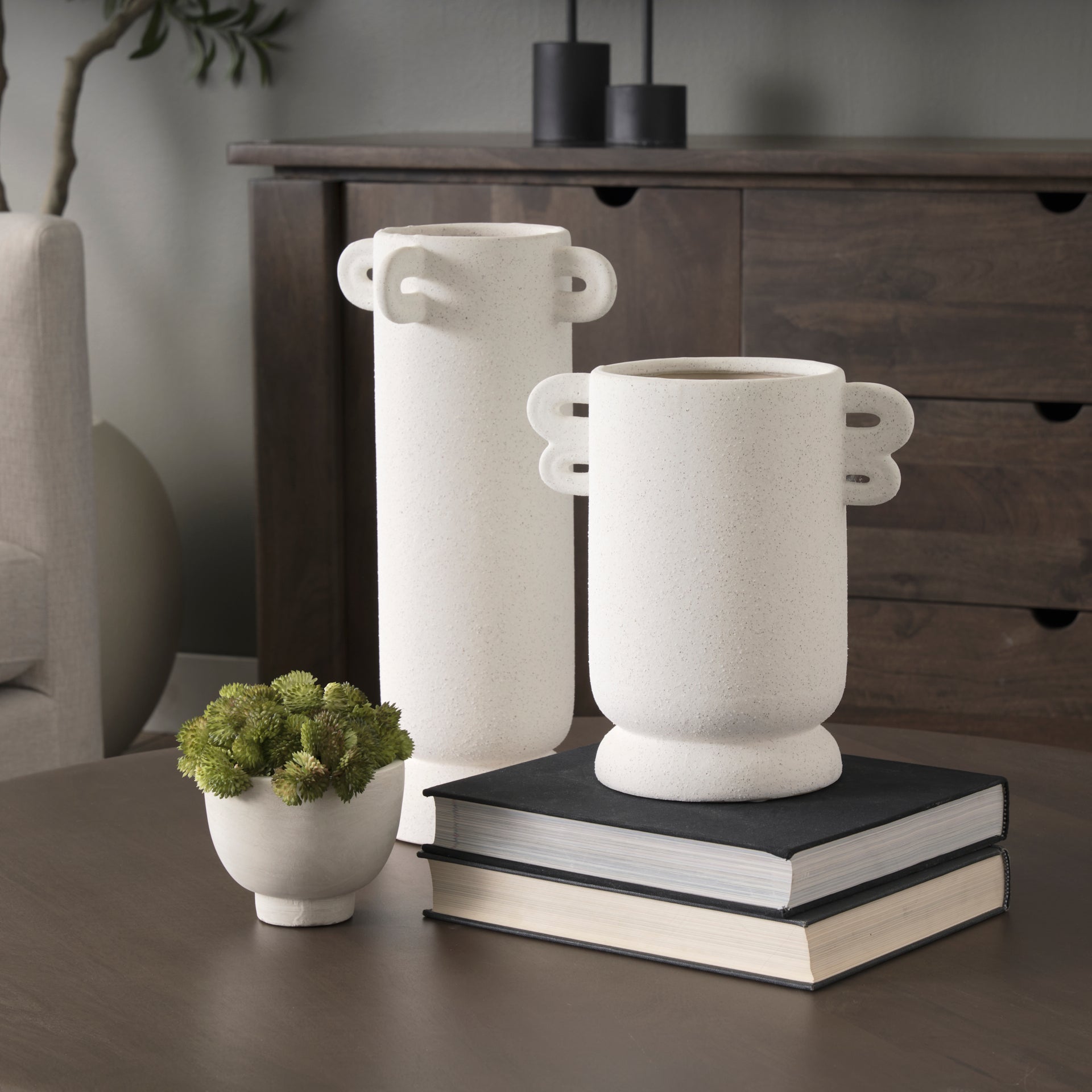 Dylan Vase