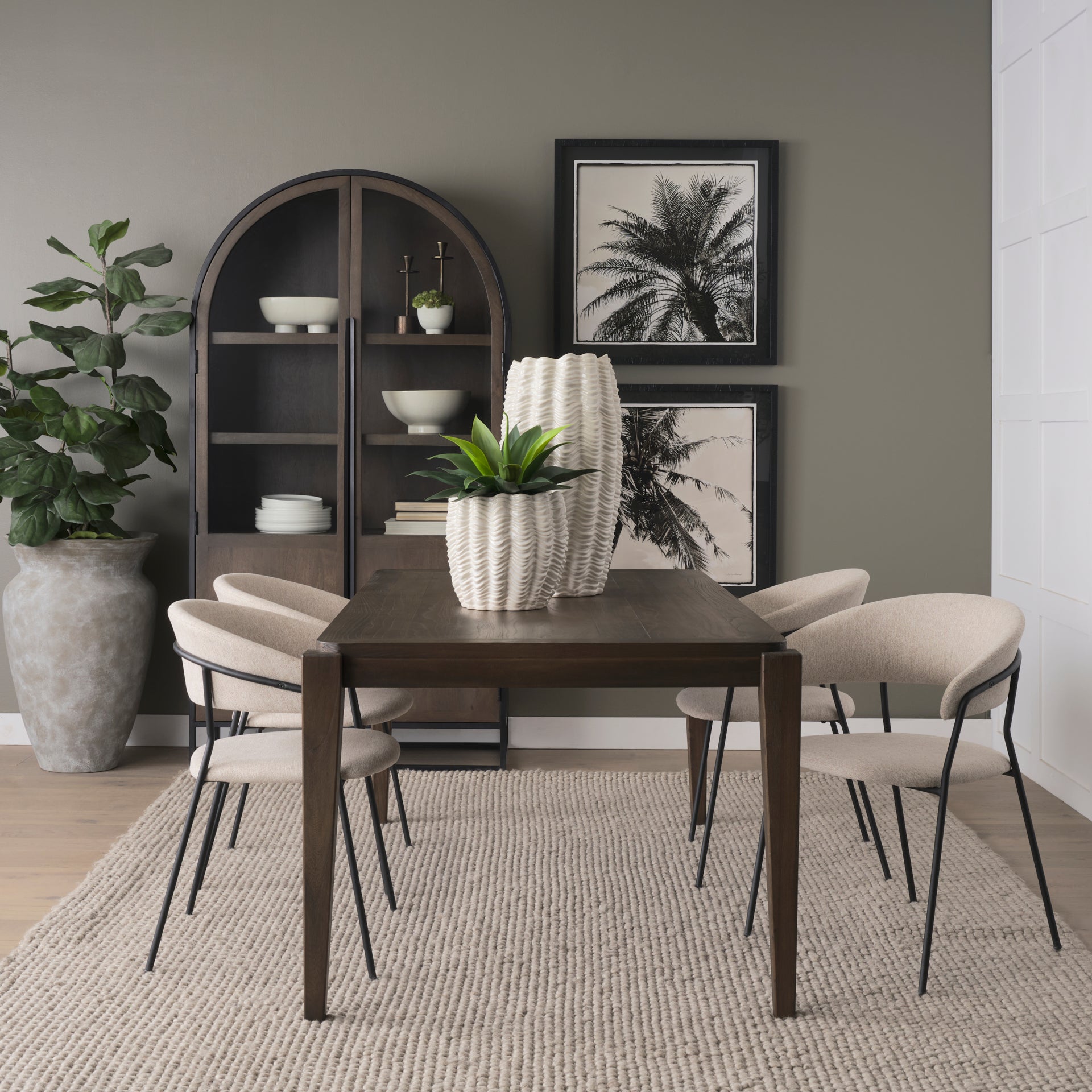 Velia Vase