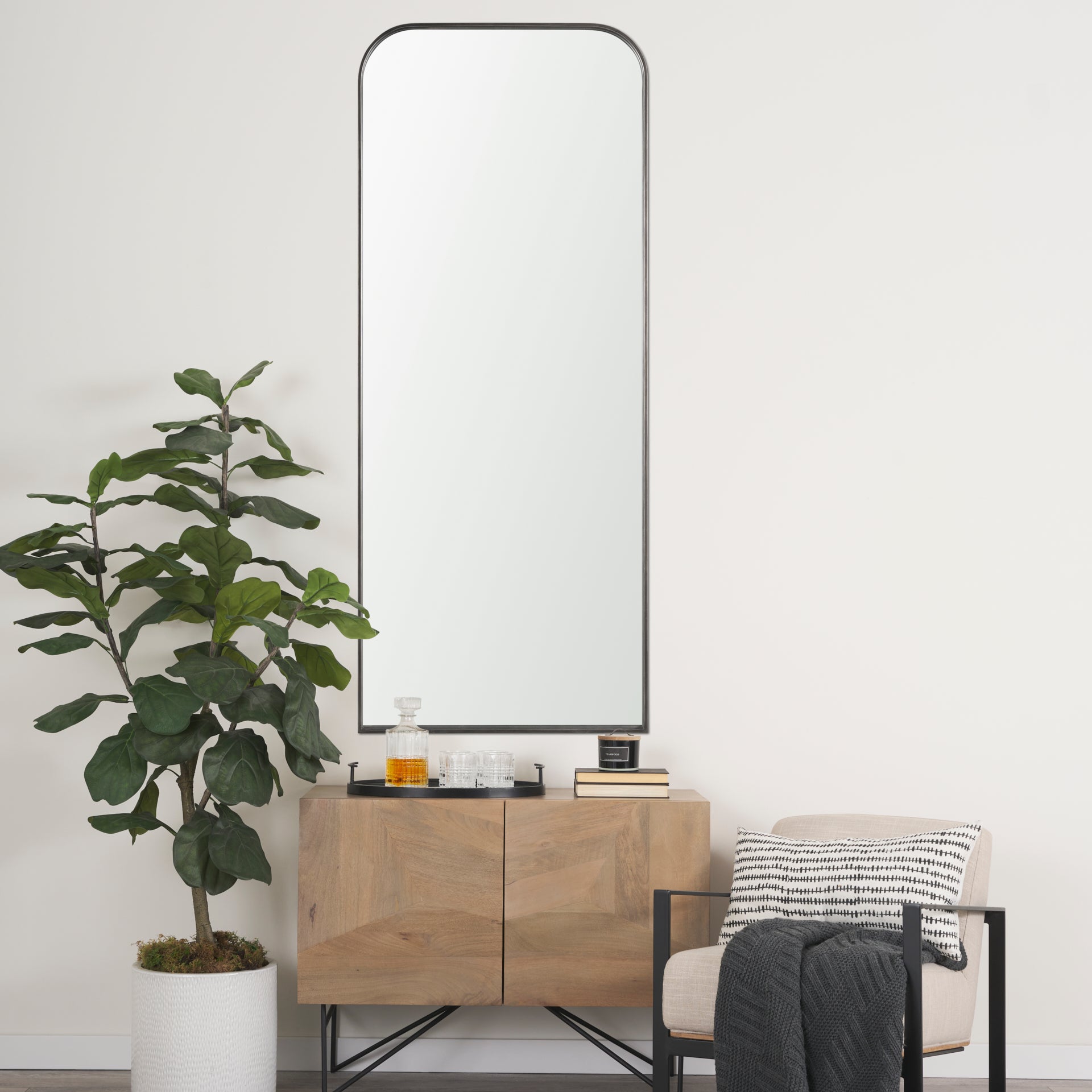Tamira Mirror