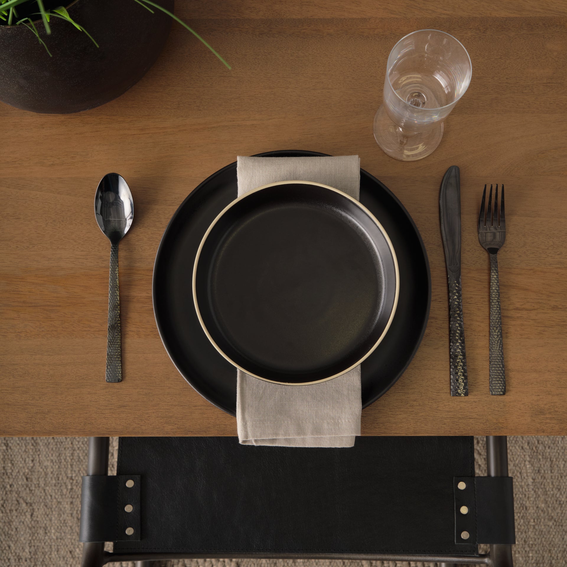 Jonan 94" Dining Table