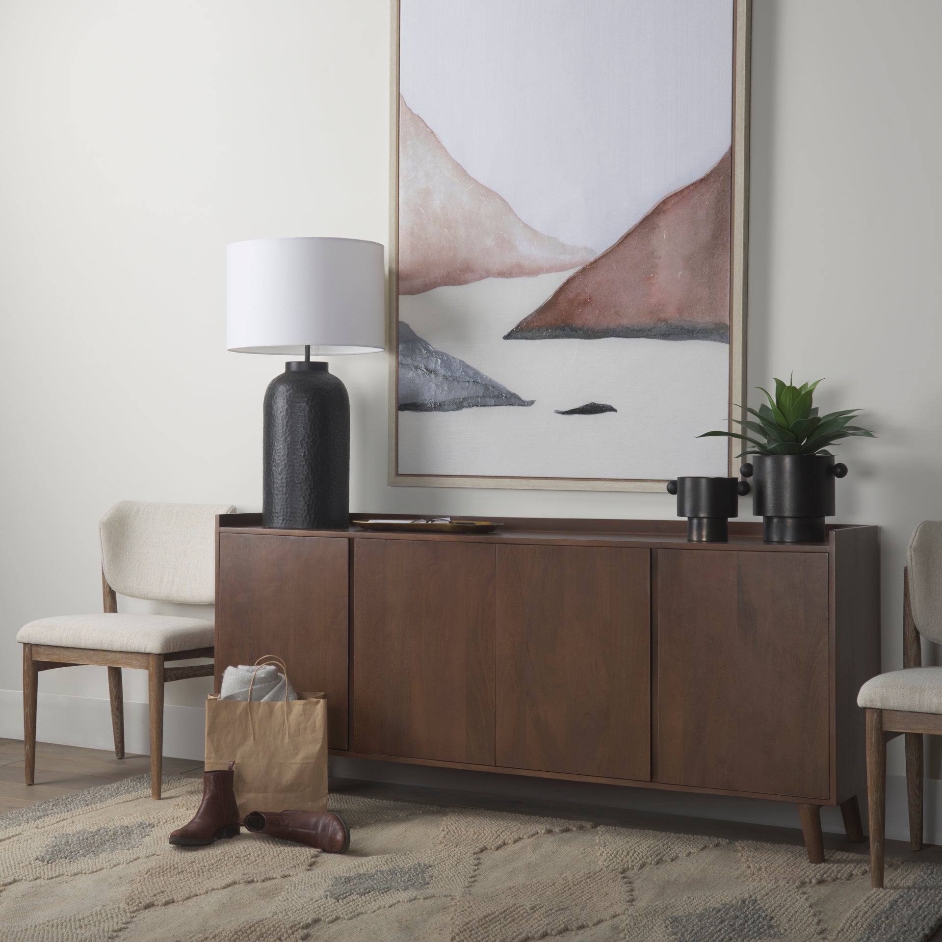 Leo Table Lamp