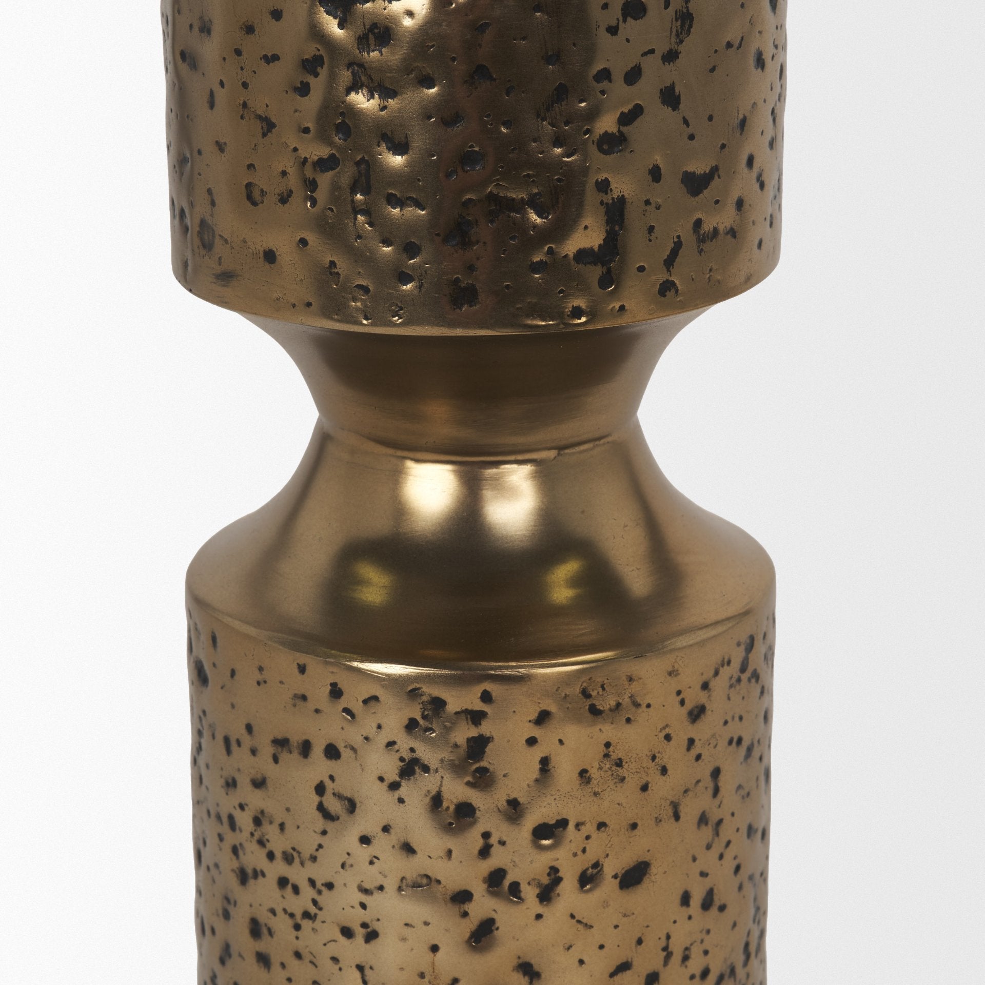 Akira Gold Candle Holder