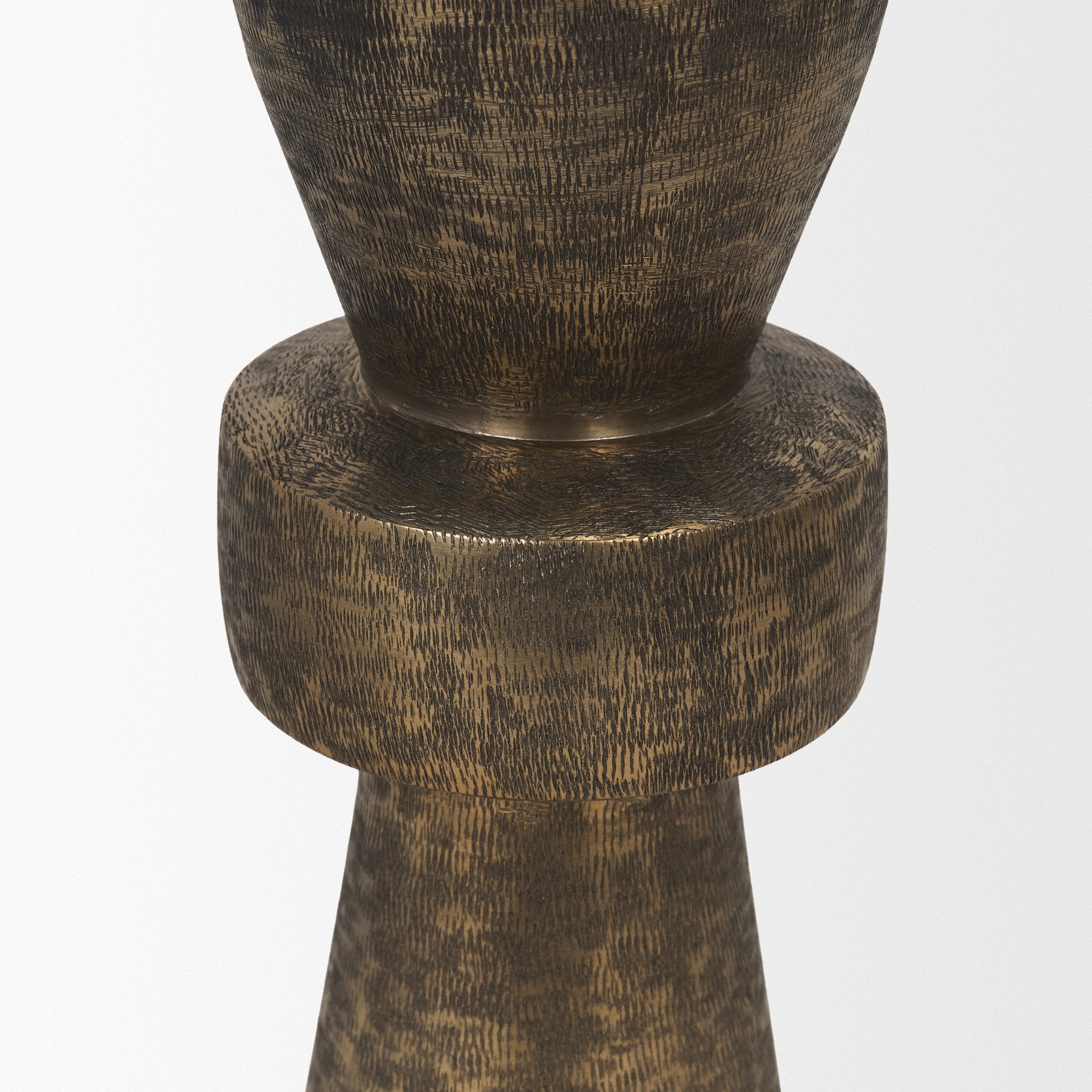 Odilia Gold Candle Holder