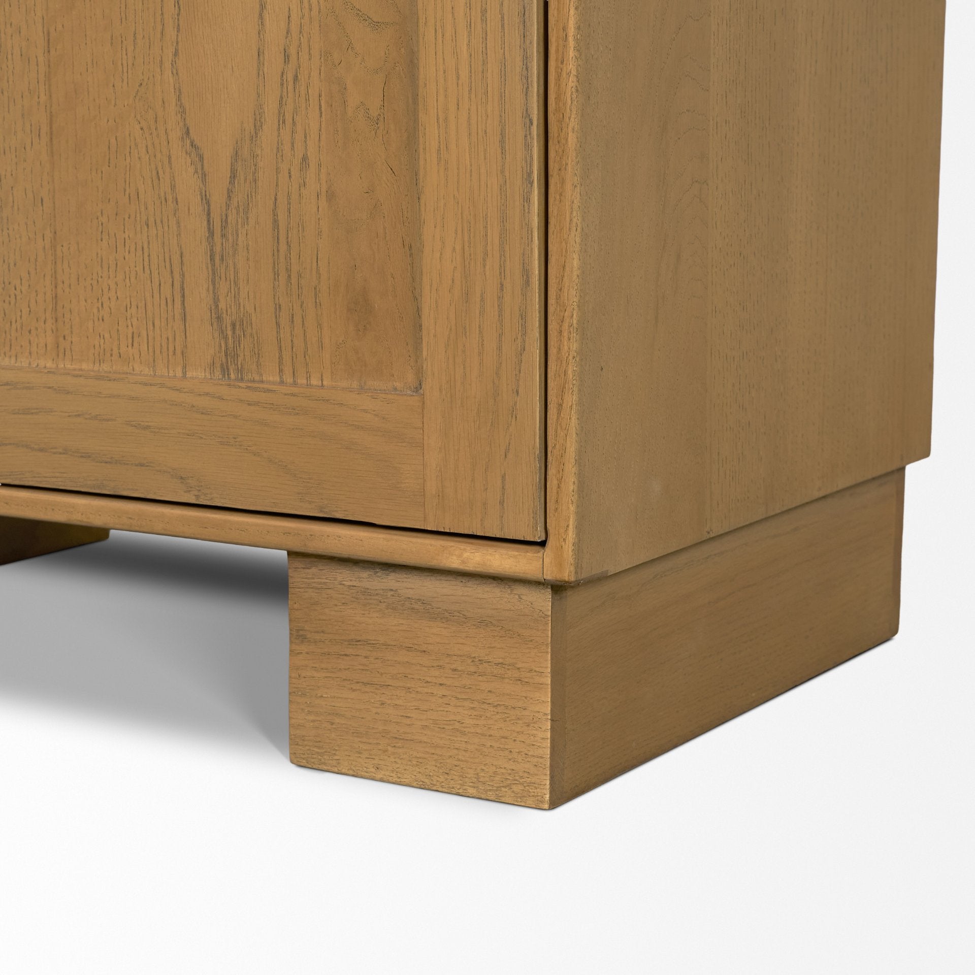 Hawthorne Curio Cabinet