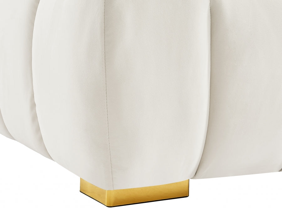 Gwen Velvet Upholstered Chair