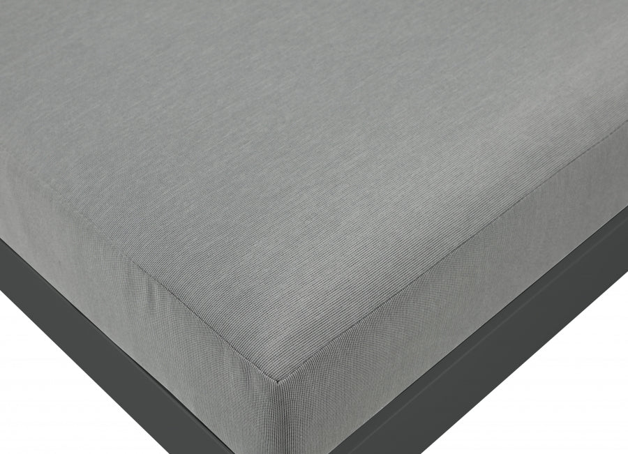 Chaise longue en tissu Orian Teddy