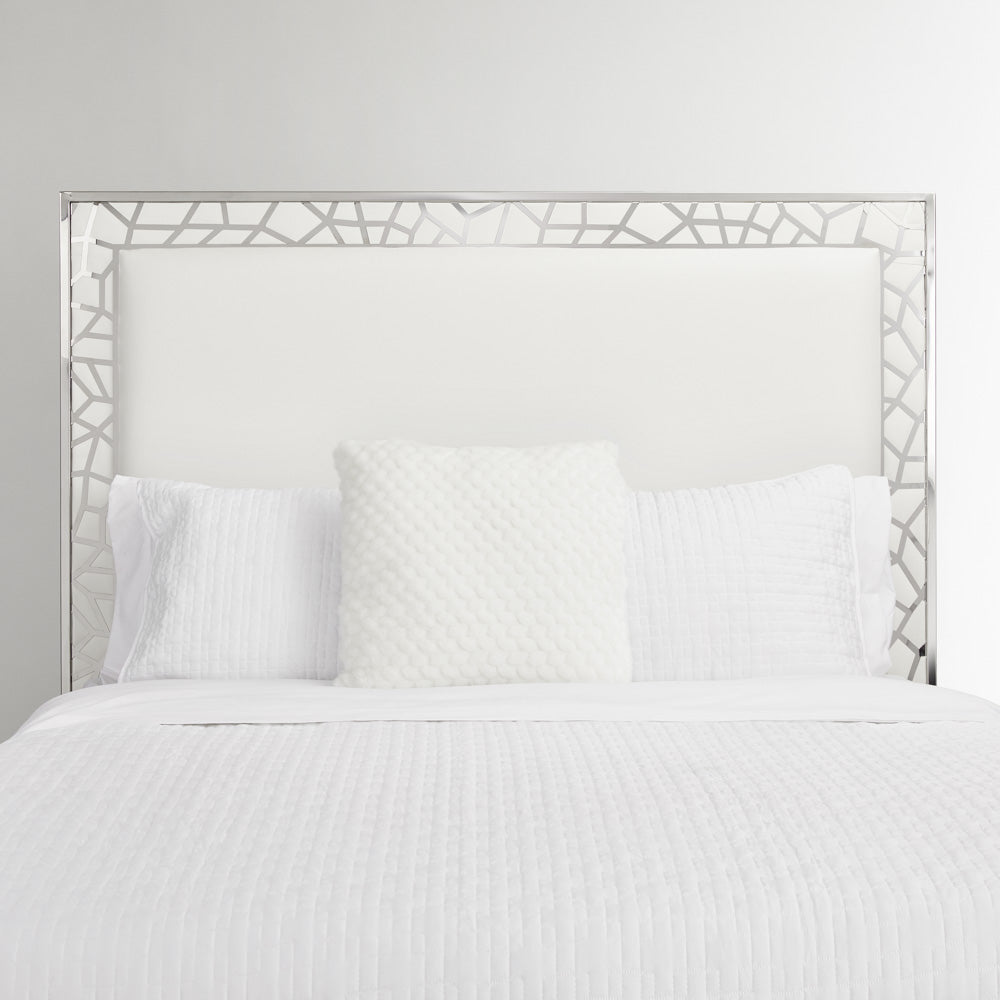 Wellington Bed: White Leatherette