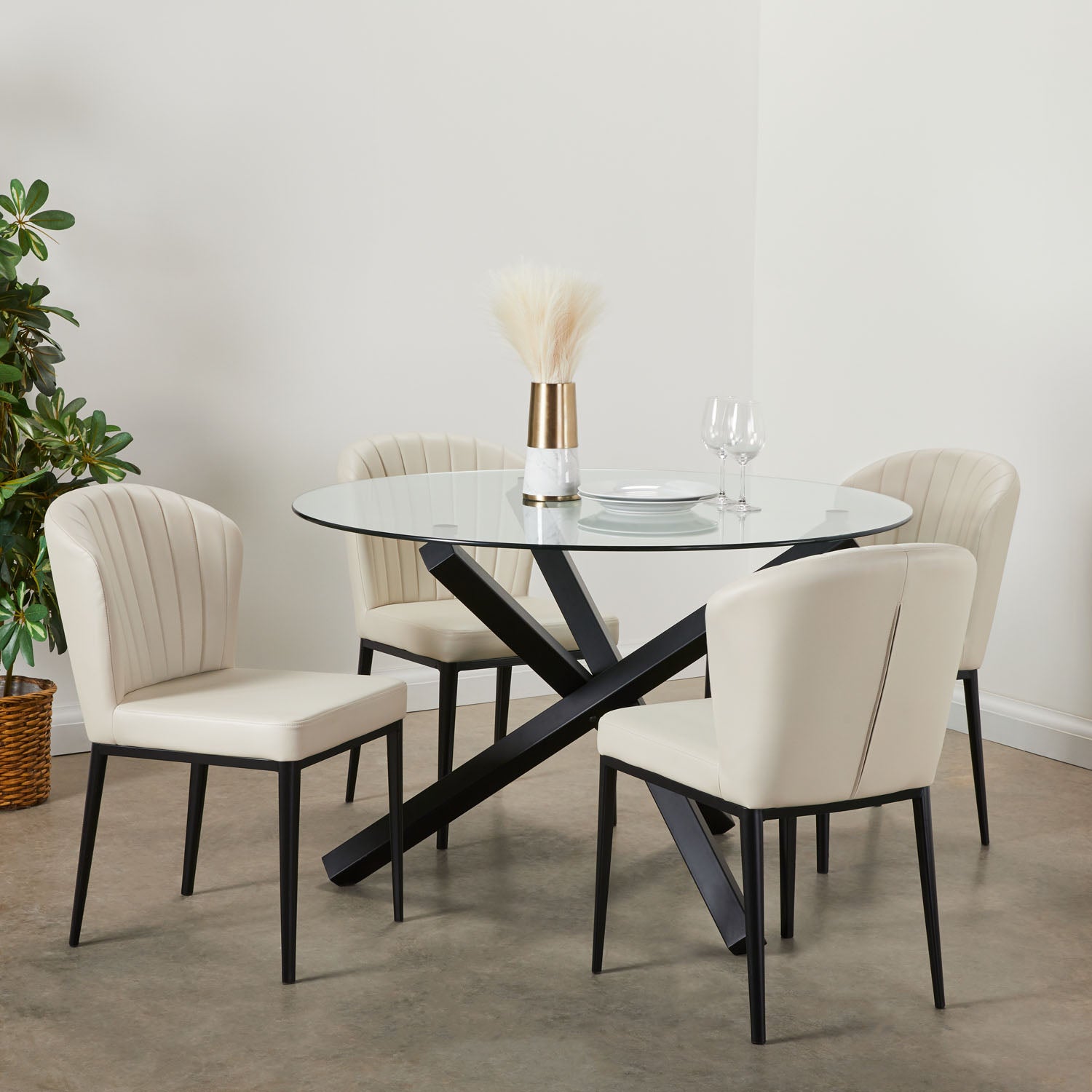 Helen Black Dining Table