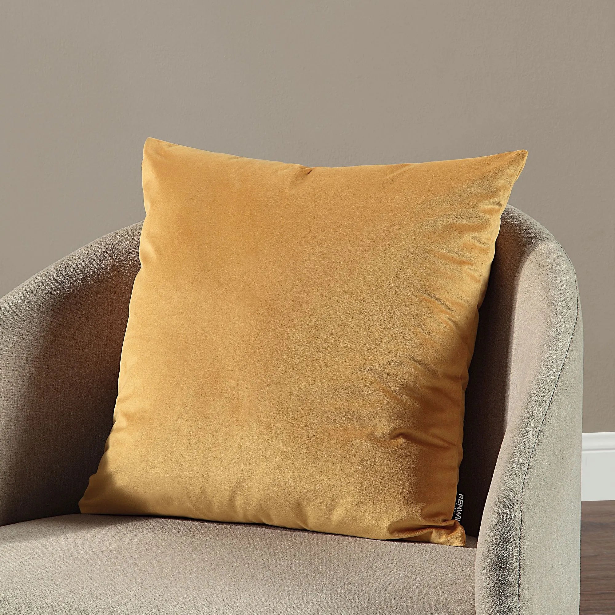 Jonquil Pillow