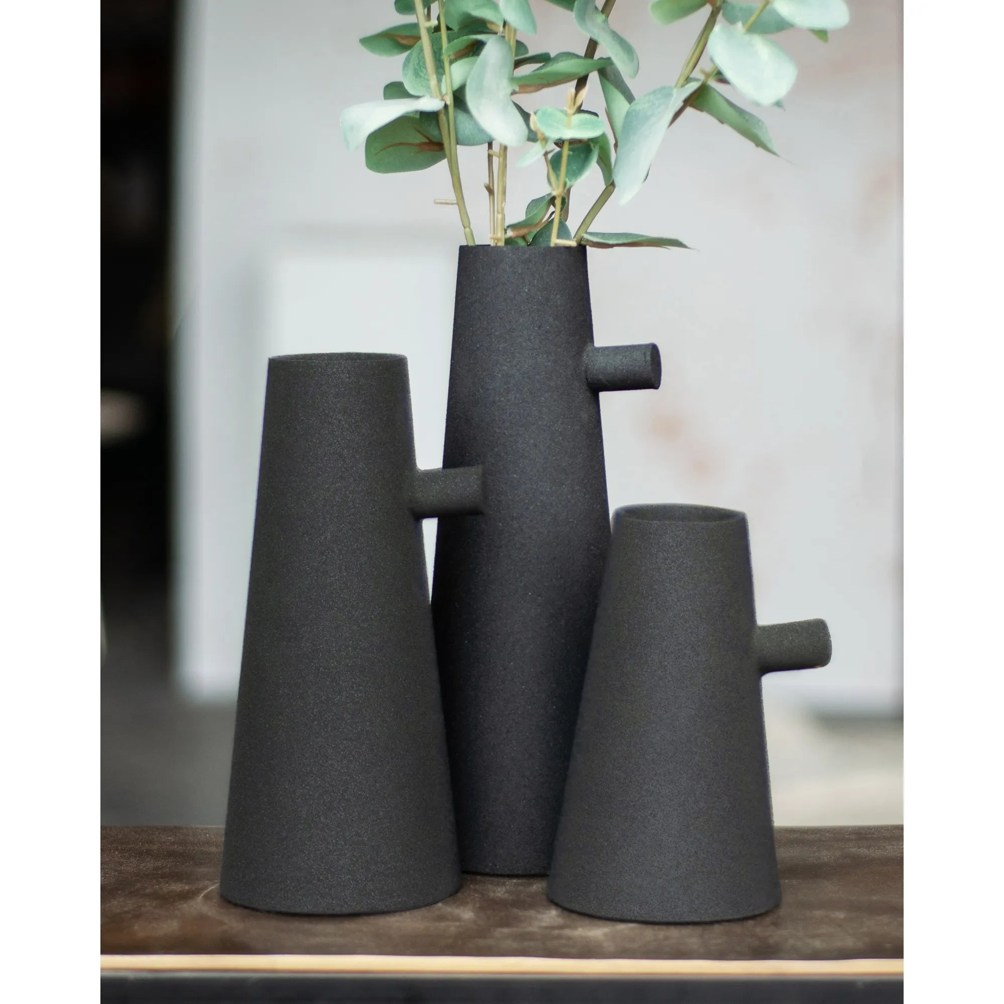 Aflynta Vases Set Of Three