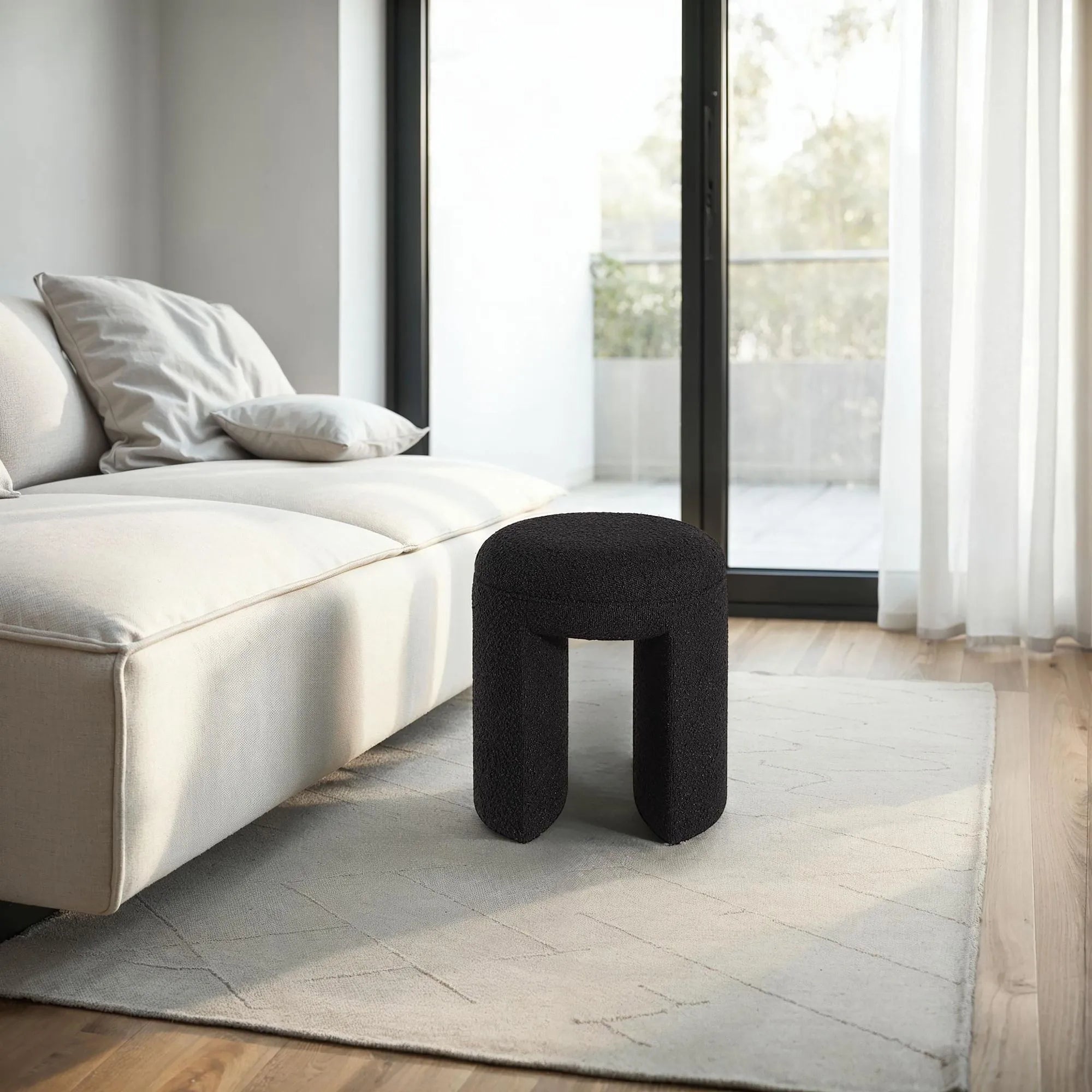 Amrah Stool