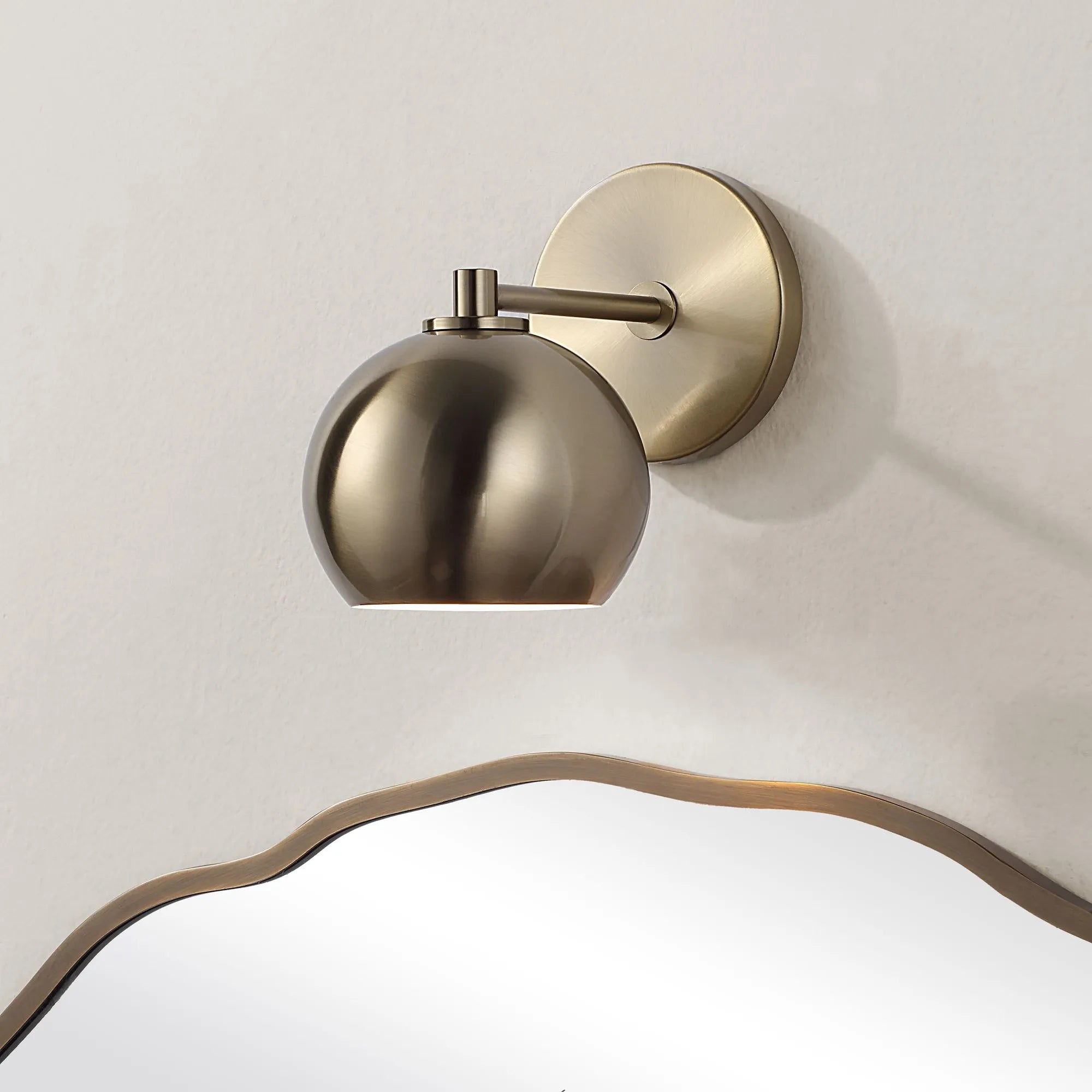Mattia Wall Sconce