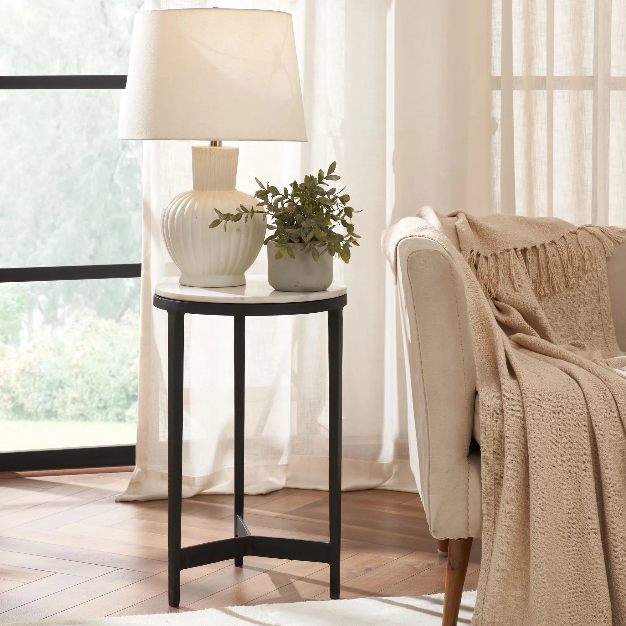 Arryn Side & End Table