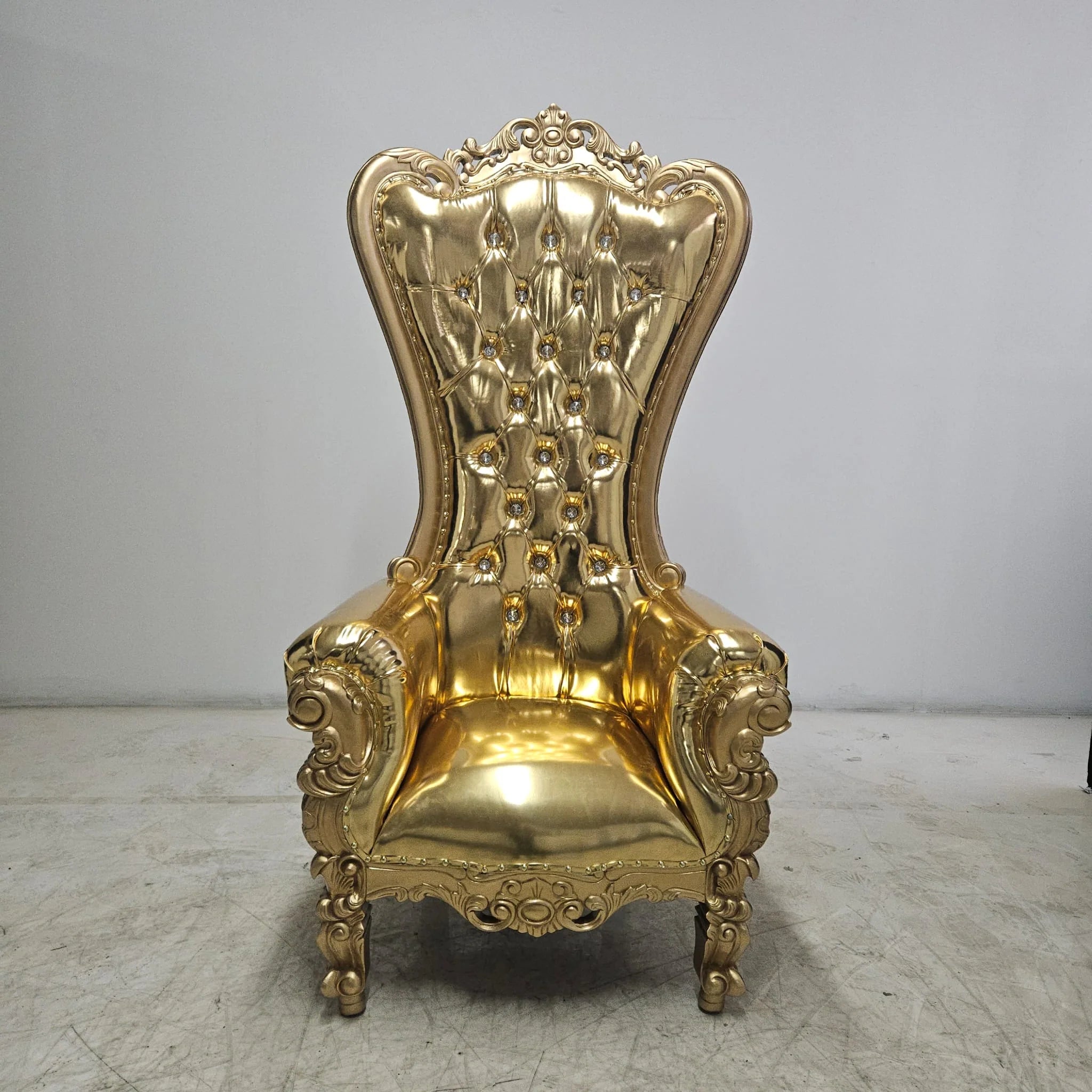 Chloe Throne Chair - Vinyl
