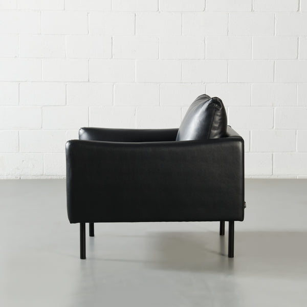 MAPLETON - Black Vegan Leather Chair