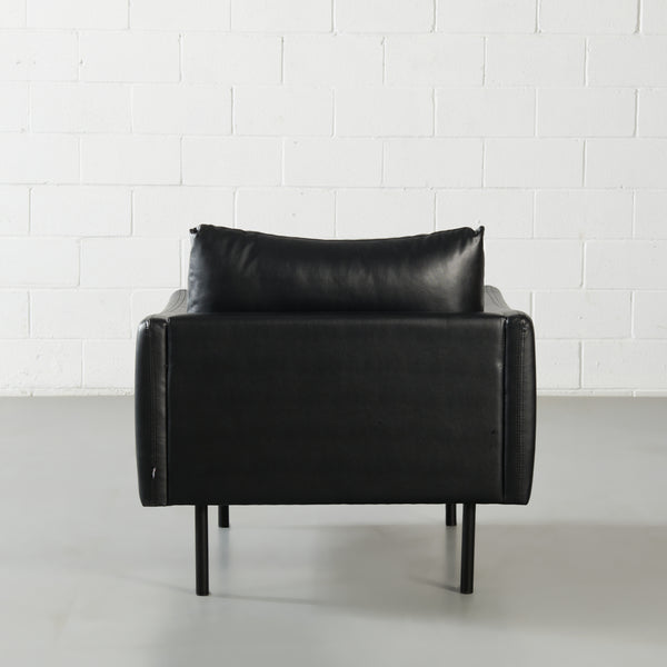 MAPLETON - Black Vegan Leather Chair