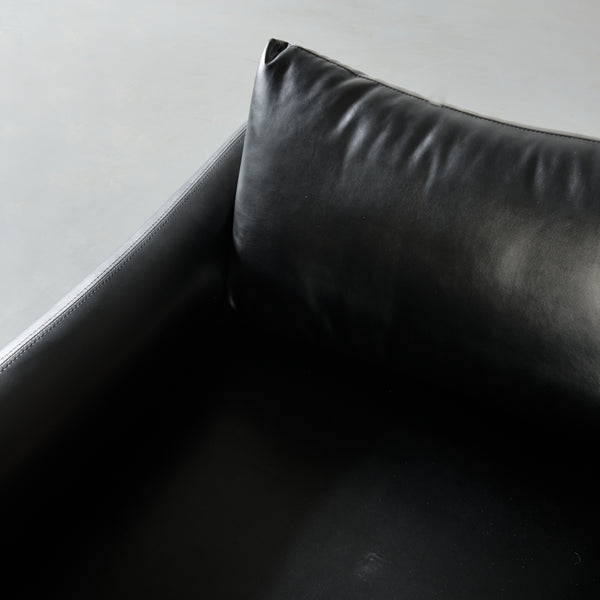 MAPLETON - Black Vegan Leather Chair