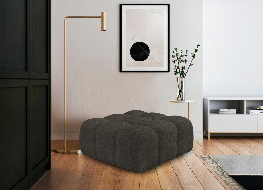 Pouf en tissu boucle Ames