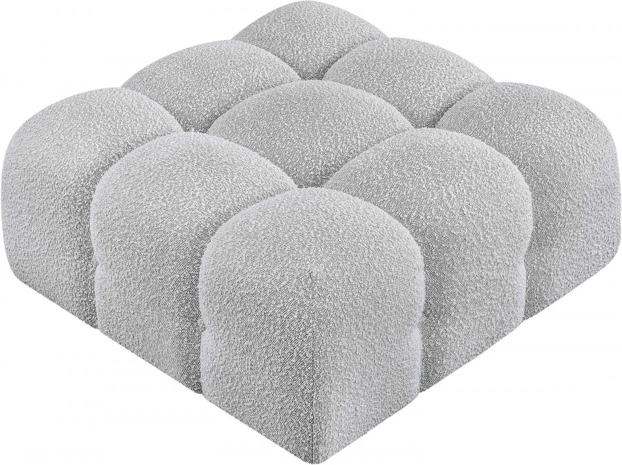 Pouf en tissu boucle Ames