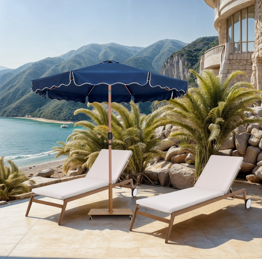 Amalfi Water Resistant Fabric And Aluminum Patio Umbrella