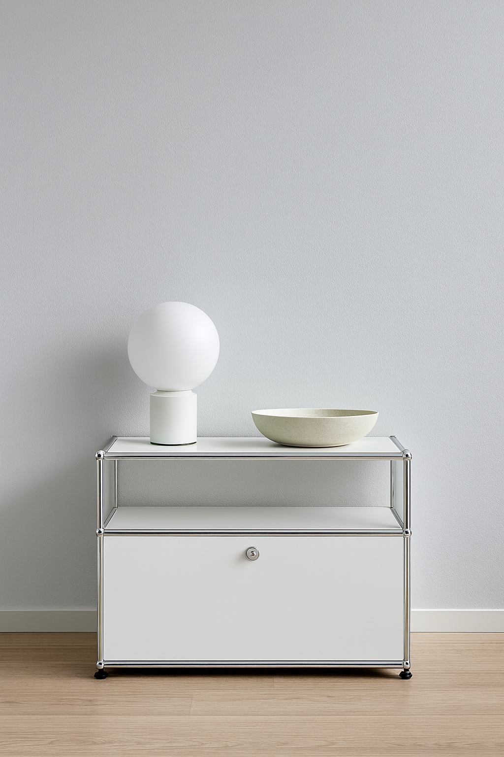 USM Haller Closed Storage Side Table (O118)