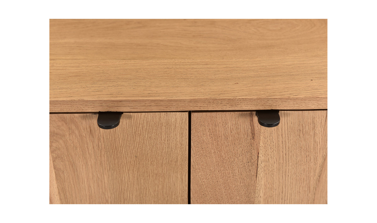 Theo Cabinet