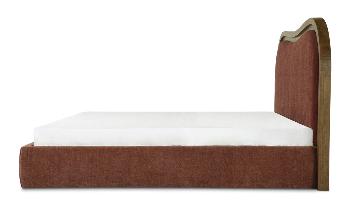 Camilla Bed