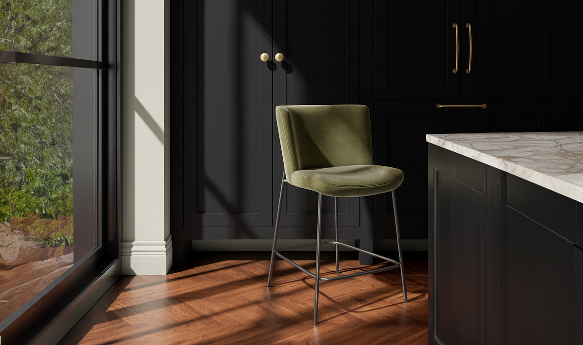 Early Counter Stool