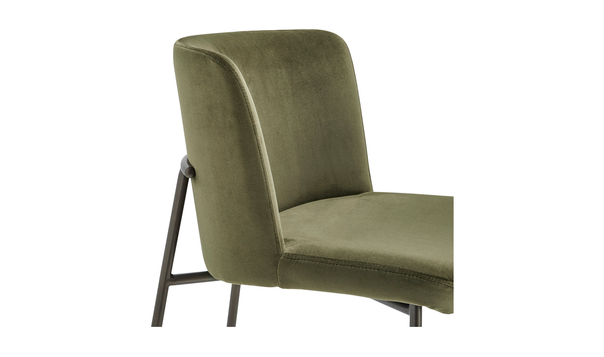 Early Counter Stool