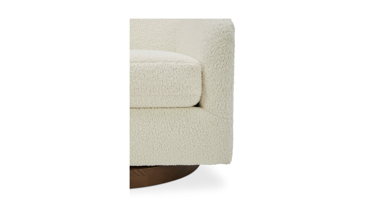 Oscy Swivel Chair