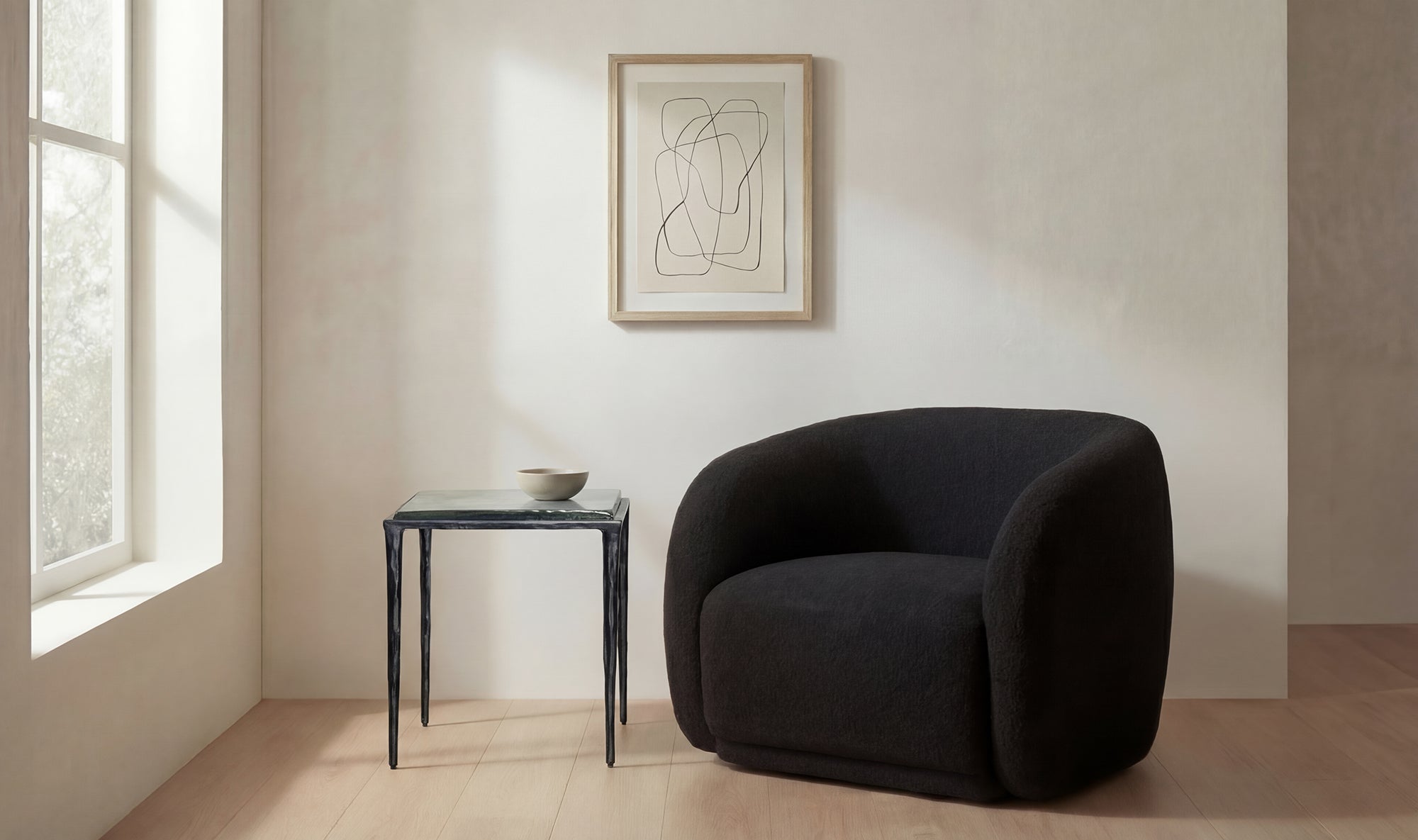 Mari Side Table