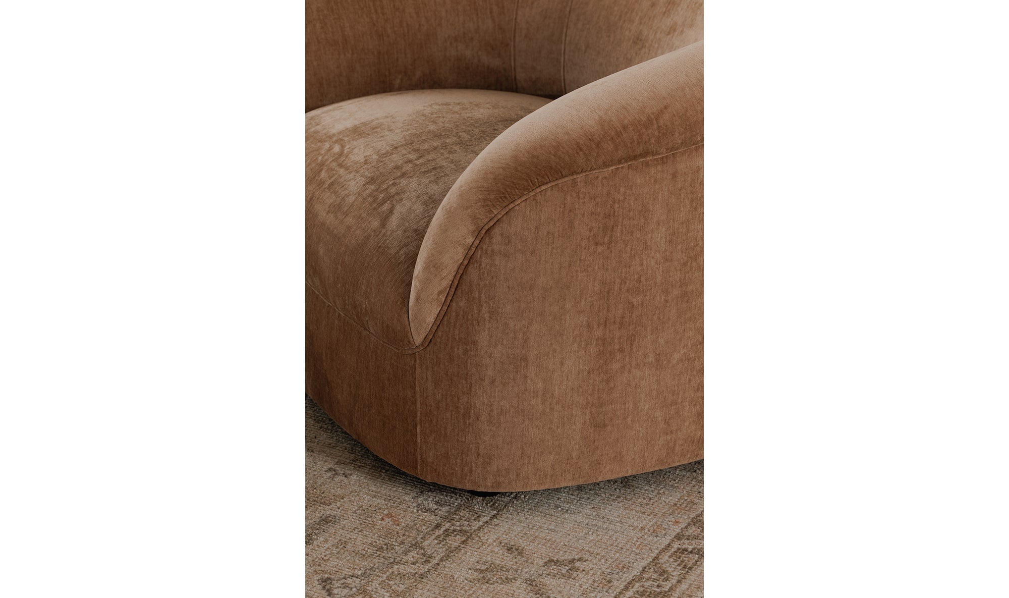 Thora Lounge Chair