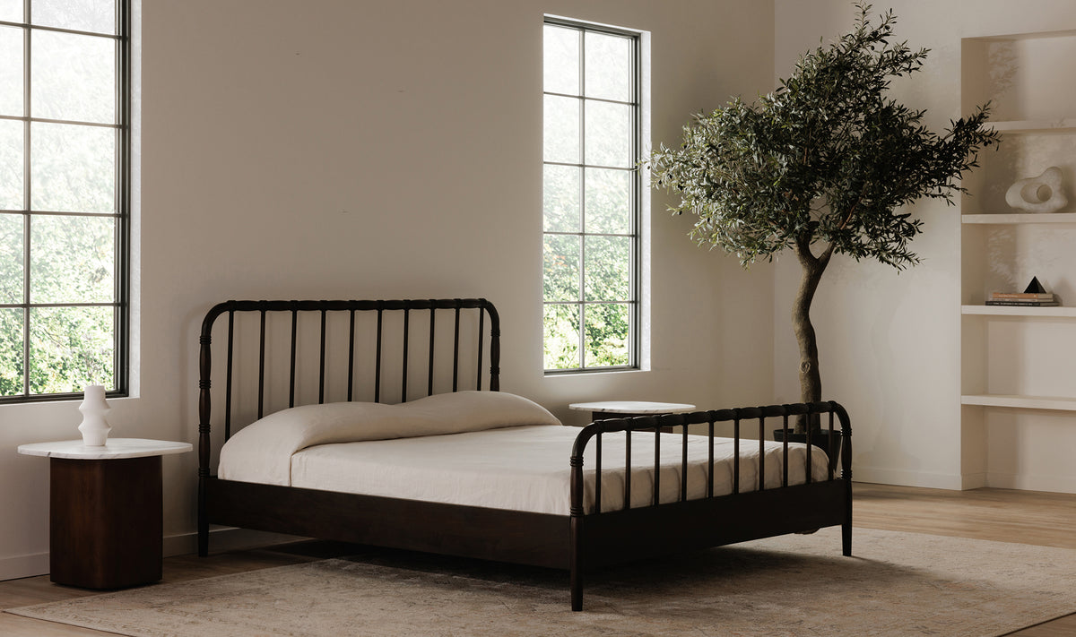 Vivian Bed