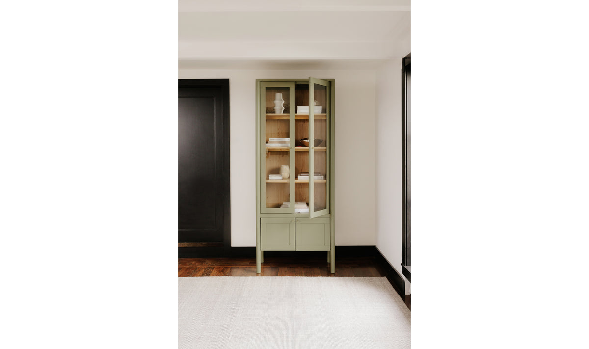 Hannah Cabinet