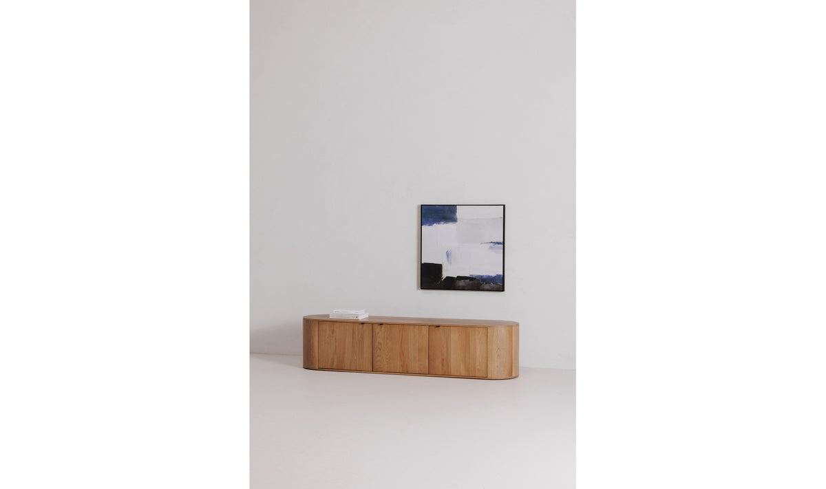 Theo Media Bench