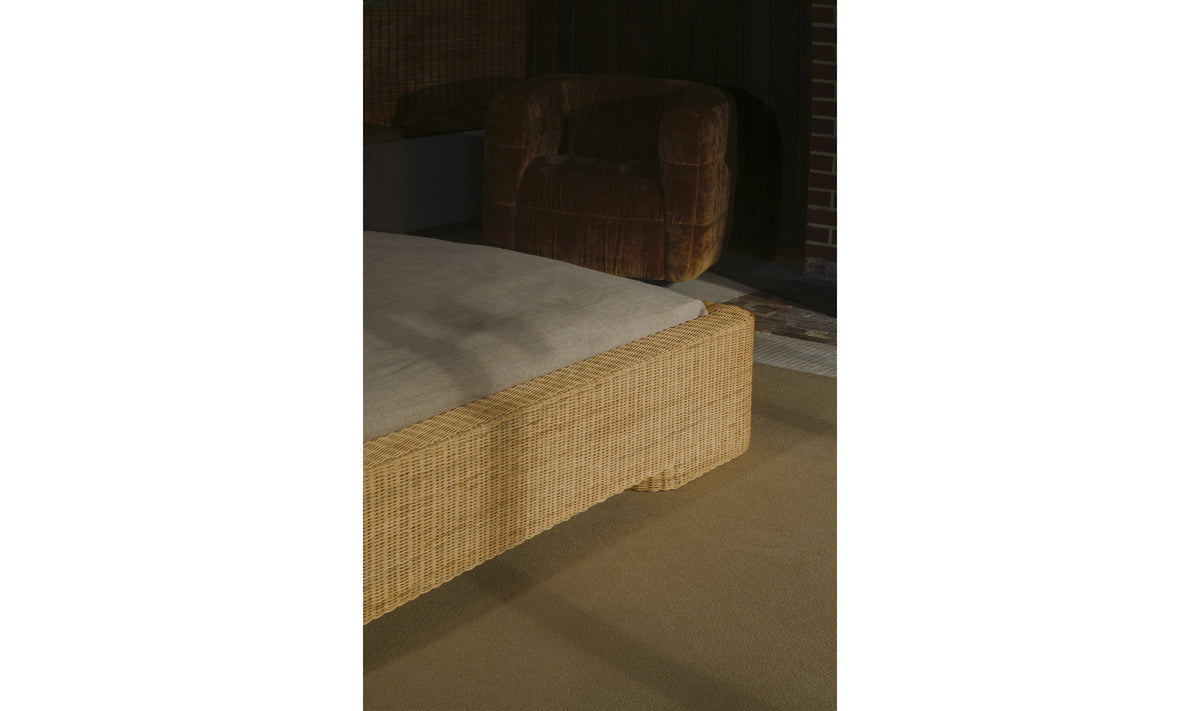 Claudia Bed